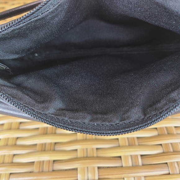 Coach Soho Black Leather Wristlet Clutch Bag Purse Buckle Detail Small - Picture 11 of 14